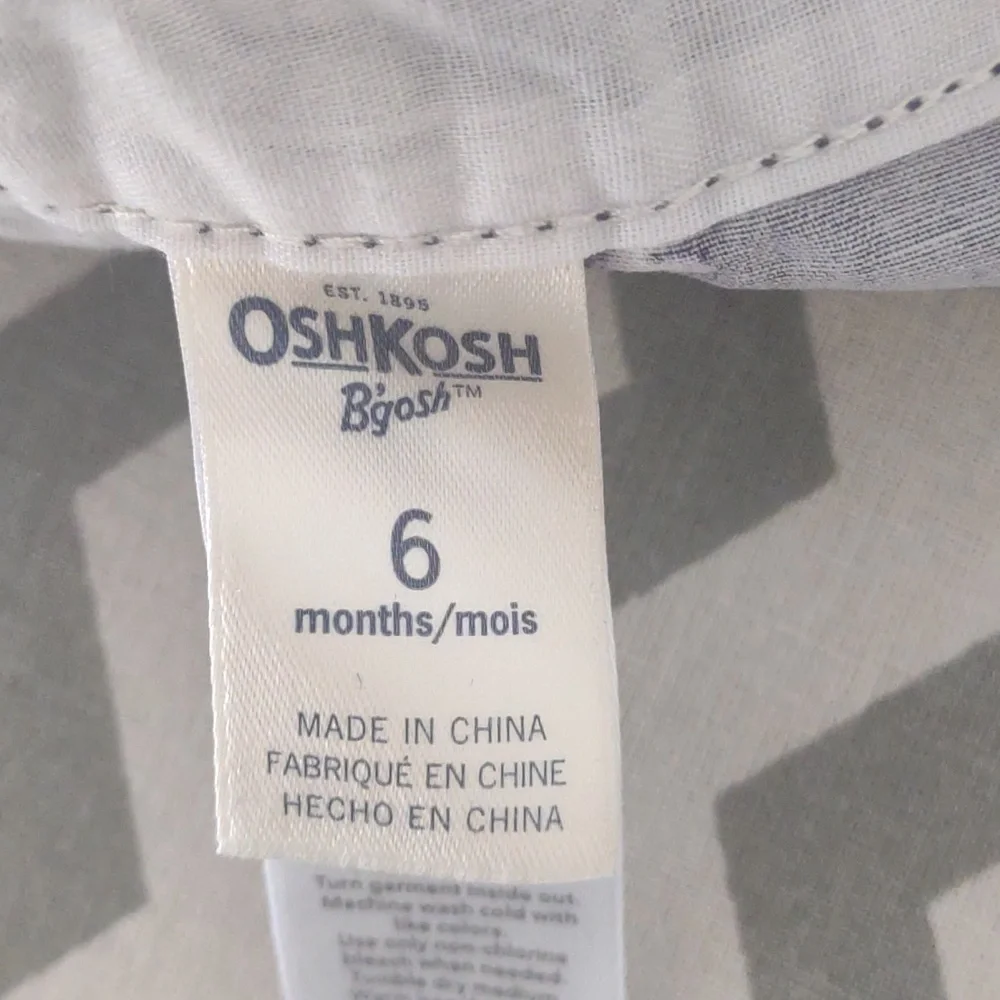 OshKosh B'gosh purple/pink floral cotton overalls Size 6‎ months